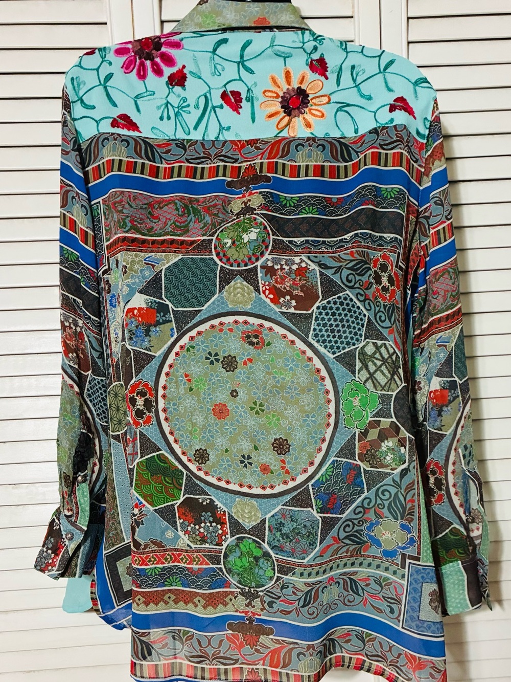 John Mark Teal Floral-Accent Button Top - Picture 5 of 9